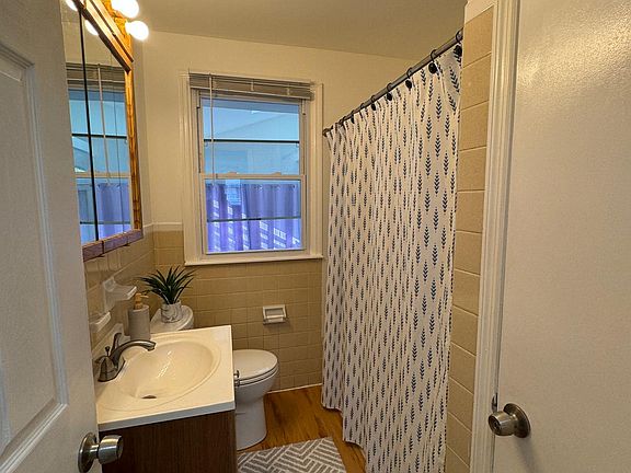 4th image of 64 N Lunenburg Dr