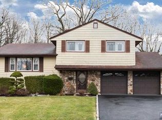 1079 Allessandrini Ave, New Milford, NJ 07646