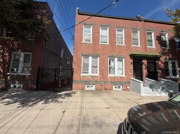 851 E 228th Street, Bronx, NY 10466