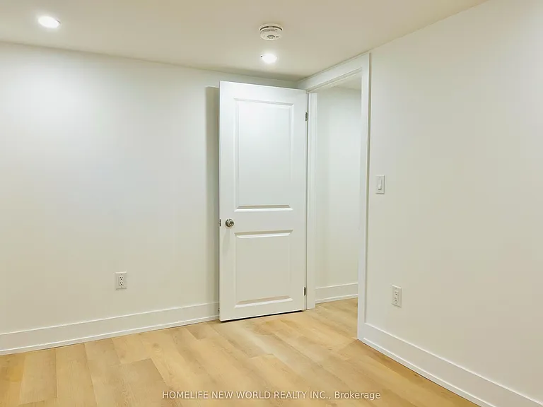 76 Holmes Ave #BASEMENT — Photo 13