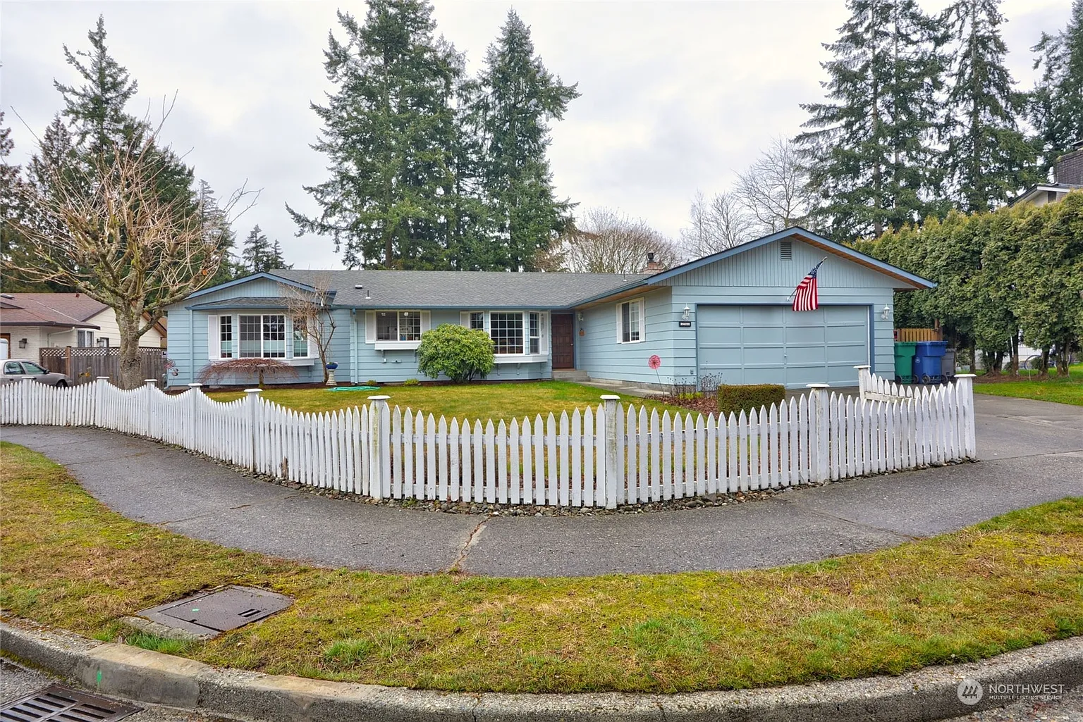 17521 38th Drive NE photo 1