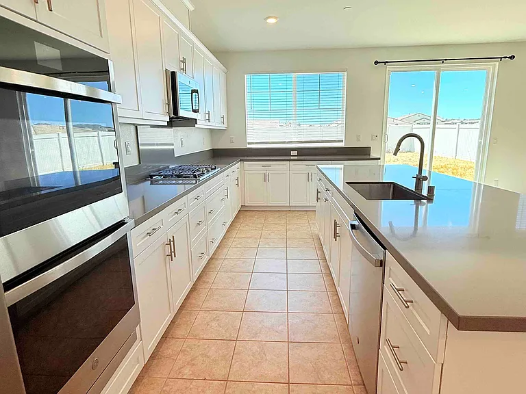 26541 Scotch Pine Cir — Photo 5