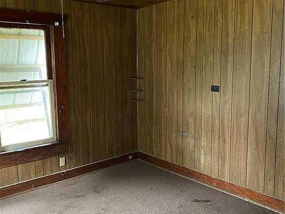 4th image of 710 W Nezpique St