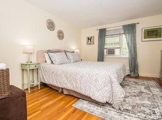 98 Chestnut St #5, Brookline, MA 02445