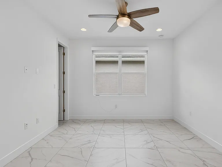 11765 SW Poseidon Way — Photo 24