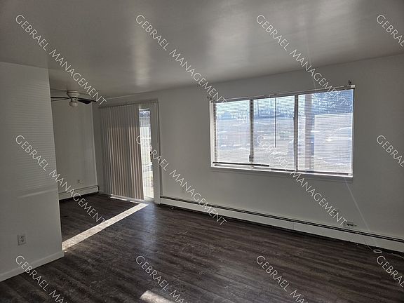 2nd image of 1630 N Pontiac Trl #C65f7b90d
