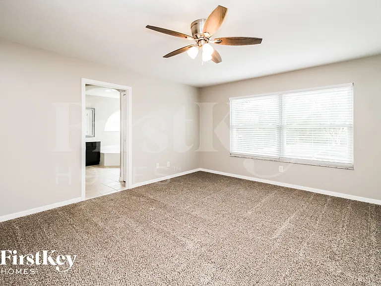 483 Sycamore Springs St — Photo 9
