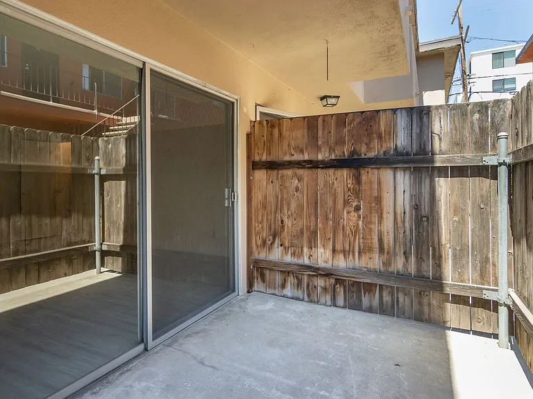 3662 Keystone Ave — Photo 11