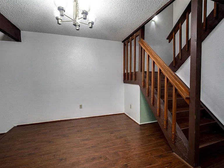 7131 Brendam Ln — Photo 16