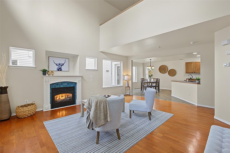 3rd image of 1478 Willson Avenue