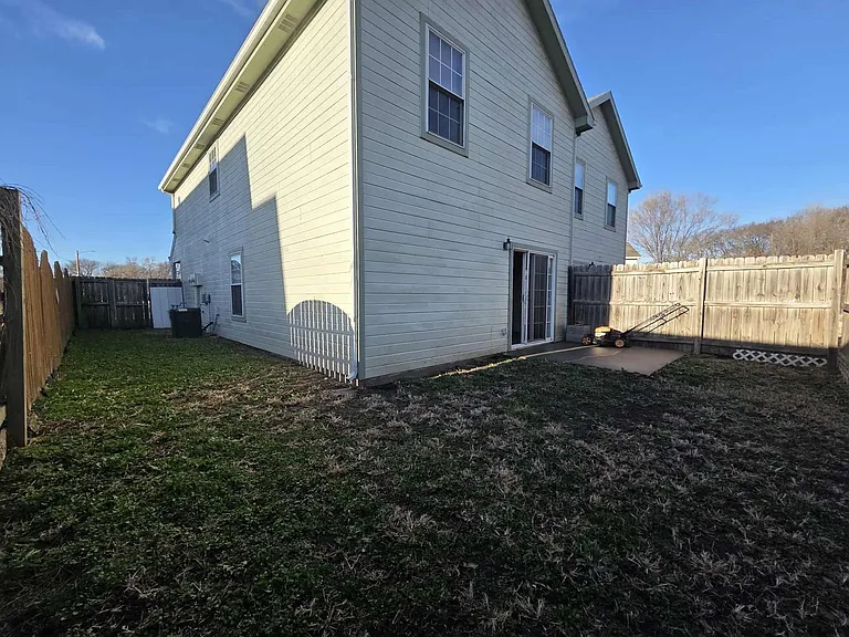 1918 Buffalo Soldier Pkwy — Photo 30