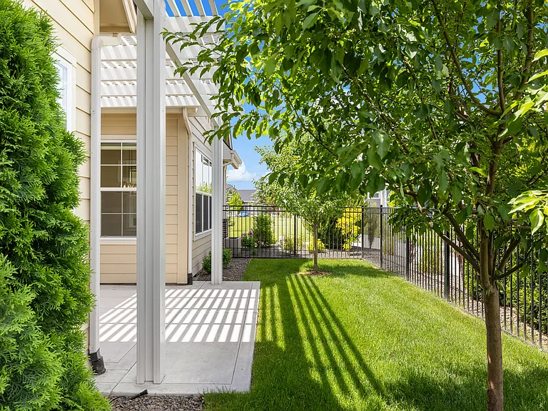 6230 N Bolsena Ln — Photo 20