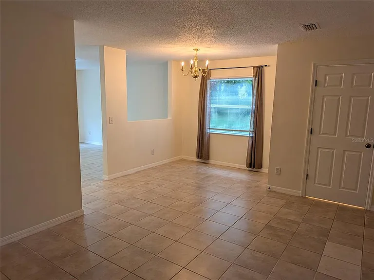 4522 Winding River Way — Photo 4