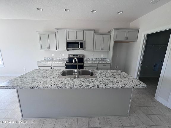 2nd image of 505 E Black Water Lane