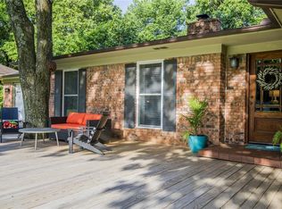 2363 N Winwood Dr, Fayetteville, AR 72703