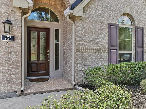 2nd image of 237 Forest Heights Ln