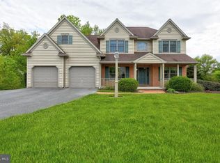 75 Honeysuckle Ct, Elizabethtown, PA 17022