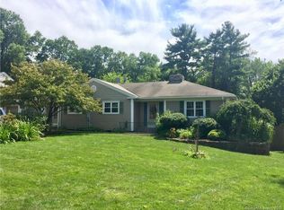 5 Bridge Ln, Enfield, CT 06082