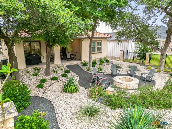 213 Sowing Oak Dr, San Marcos, TX 78666