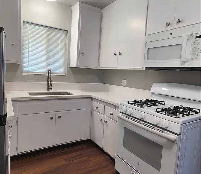 3722 Van Buren Blvd #F — Photo 8