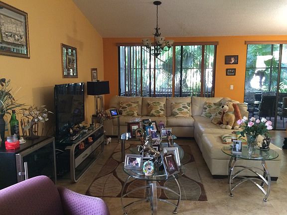 2nd image of 9957 Costa Del Sol Blvd
