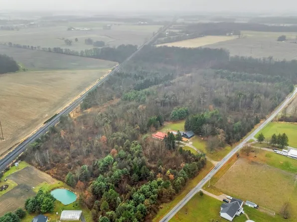 Bursley Rd, New London, OH 44851