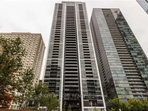 28 Ted Rogers Way Unit 1506, Toronto, ON M4Y 2J4