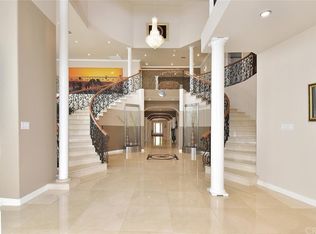 17928 Gridley Rd, Artesia, CA 90701