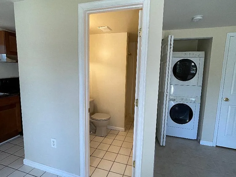 624D Walker Rd — Photo 5
