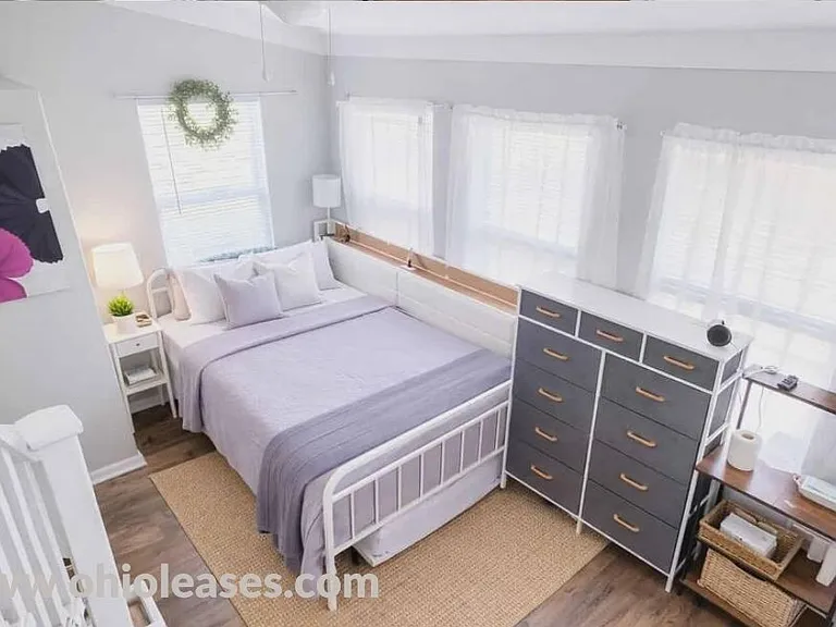 3777 Irving Park Ave — Photo 20