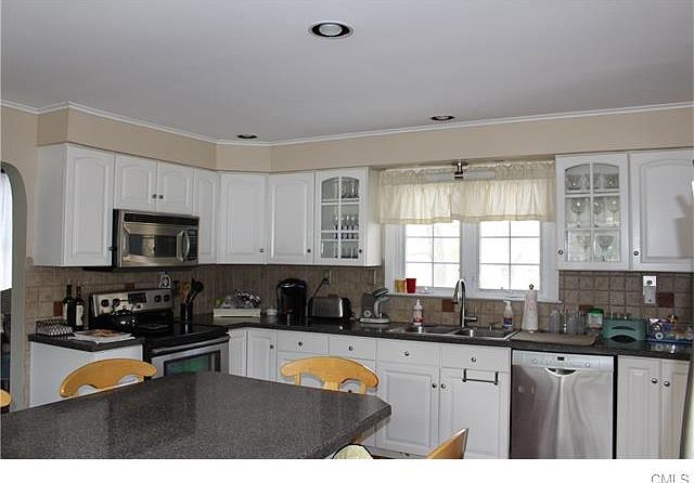 New England Kitchen