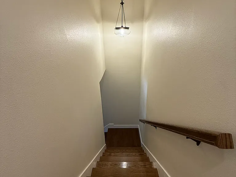 2540 W Tennessee Ave — Photo 11
