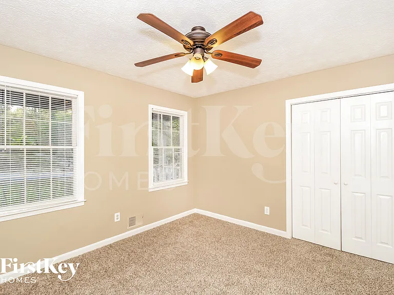 372 Teague Dr NW — Photo 15