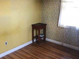 721 Oakwood Dr, Glenolden, PA 19036