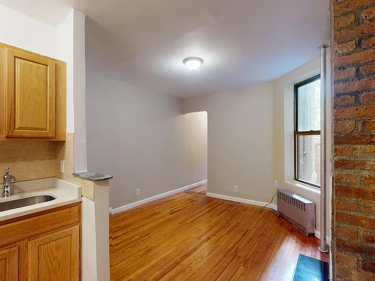 166 W 83rd St #1-C — Photo 5
