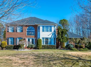 4 Rachel Ln, Monroe Township, NJ 08831