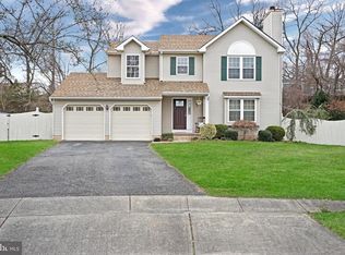 171 Black Oak Ct, Toms River, NJ 08753