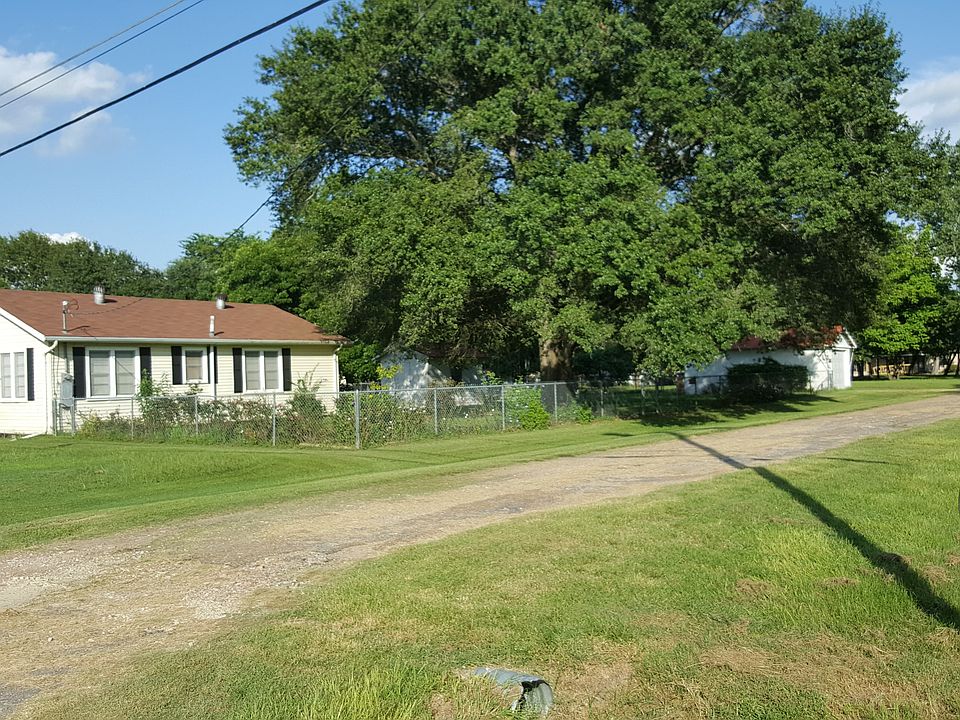 2nd image of 431 4th St