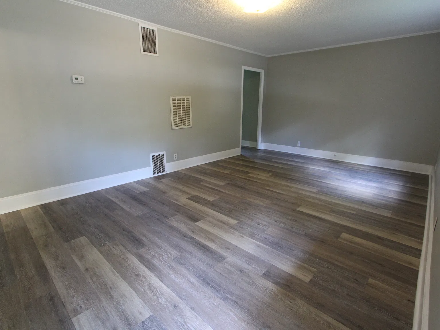 725 Lucas Street - 725 — Photo 3