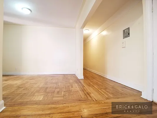 Rented by BRICK & GALO REALTY CORP | media 5