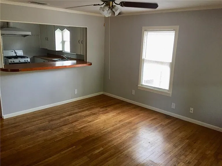 705 Franklin Blvd #A — Photo 7