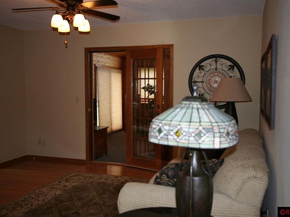 3rd image of 20 Taza Dr