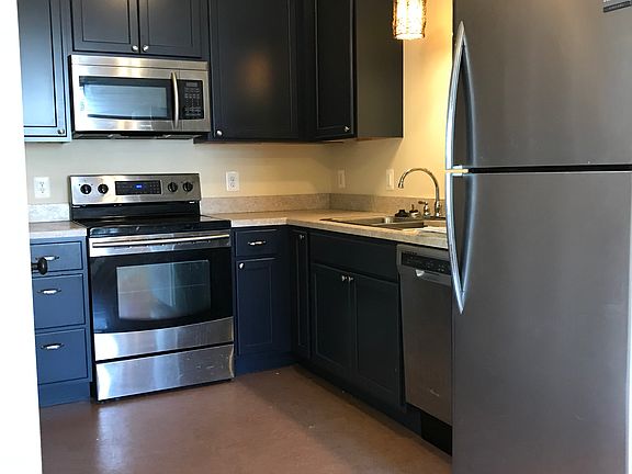 2nd image of 315 S Loudoun St #2