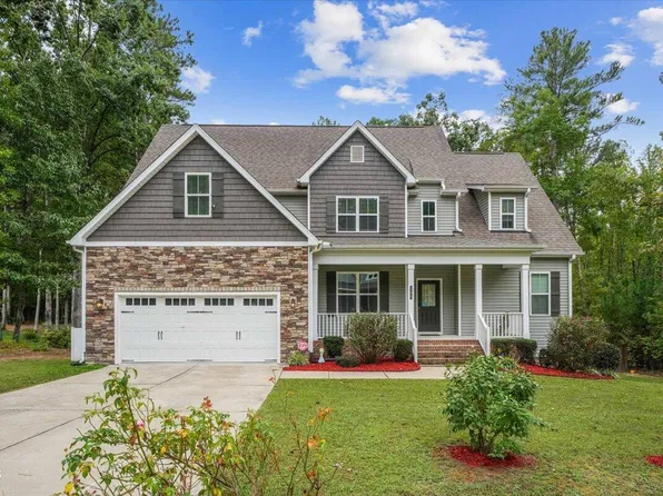 190 Beaver Dam Dr, Youngsville, NC 27596