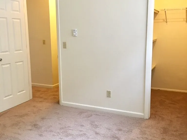 500 Glendale Blvd — Photo 19