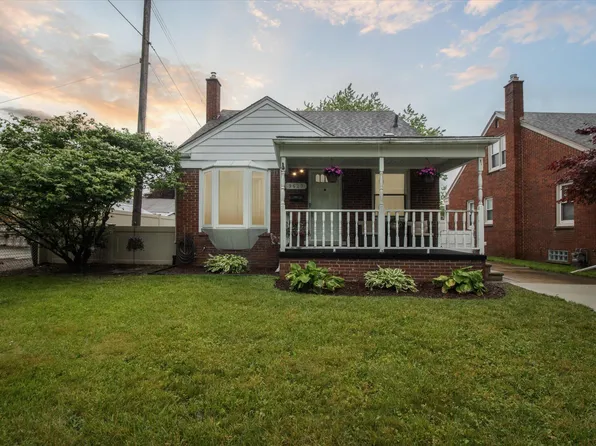 9629 Carter Ave, Allen Park, MI 48101