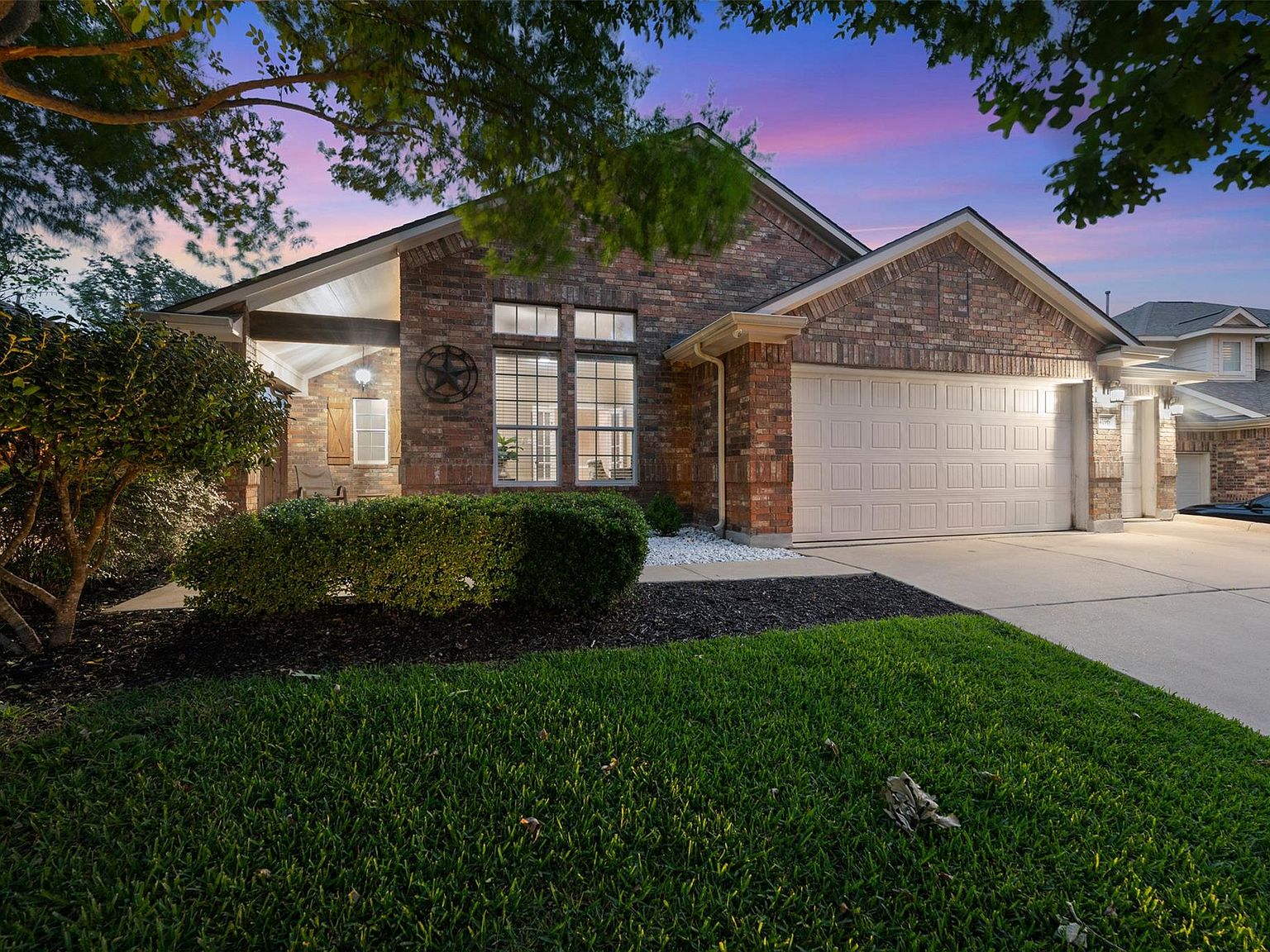 4196 Woodhaven Trl
