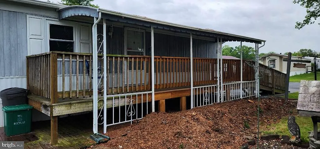 1024 Warm Spring Rd Trailer 15 photo 1