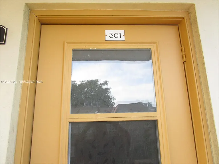 5111 W Oakland Park Blvd #301 — Photo 16