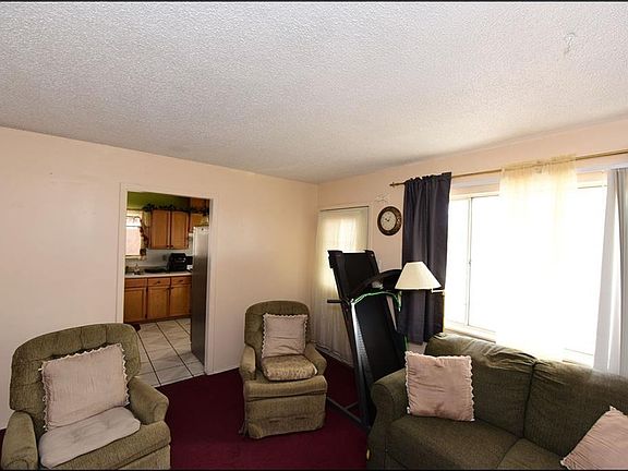 4th image of 719 La Paz Dr